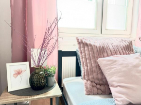 Nr.1 Perfect 3 bedrooms Near To Main Train Station